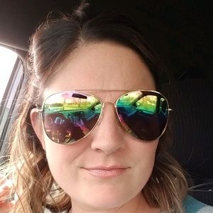 Meet your Posher, Mallory